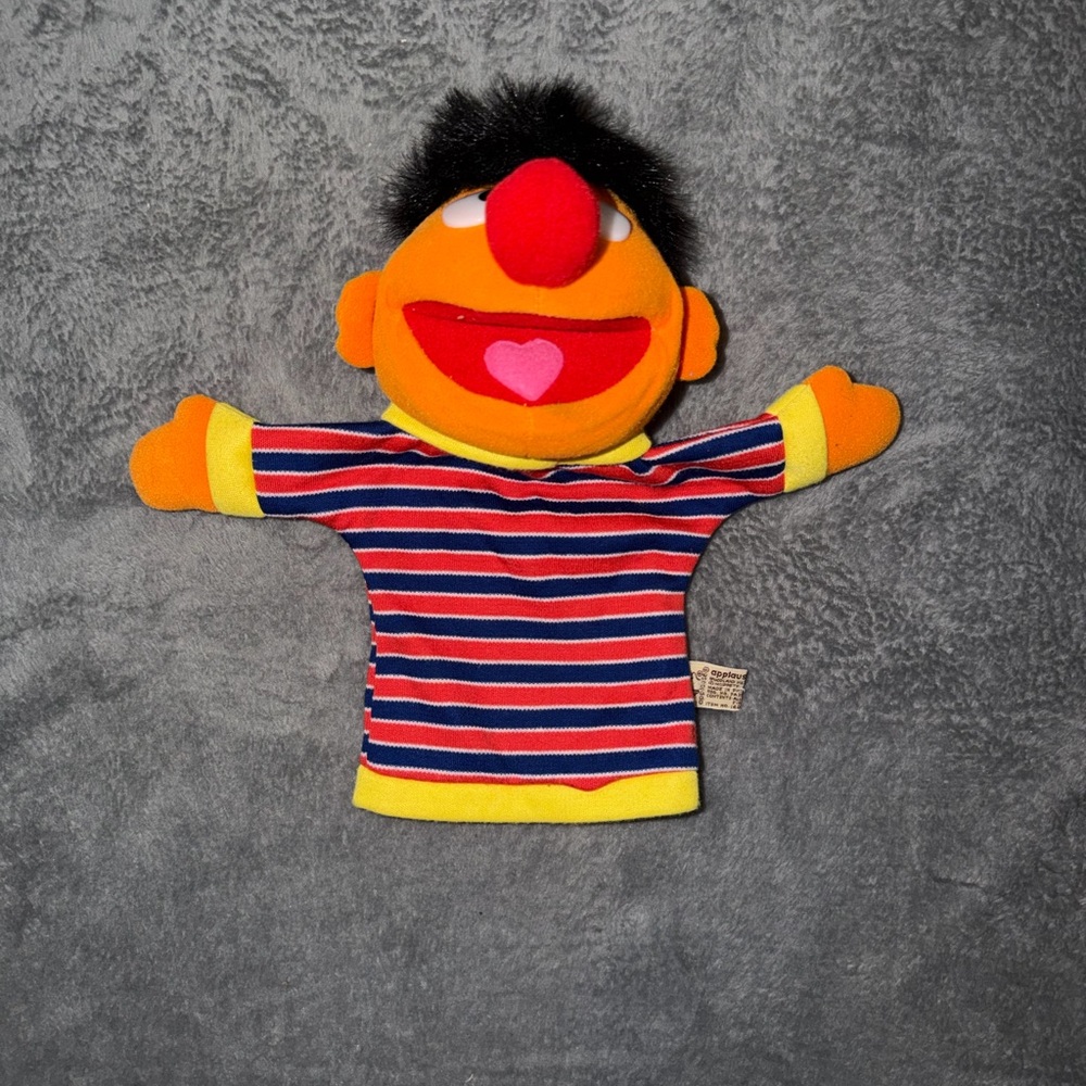 Vintage Applause Sesame Street ERNIE Plush Hand Puppet Doll Toy
